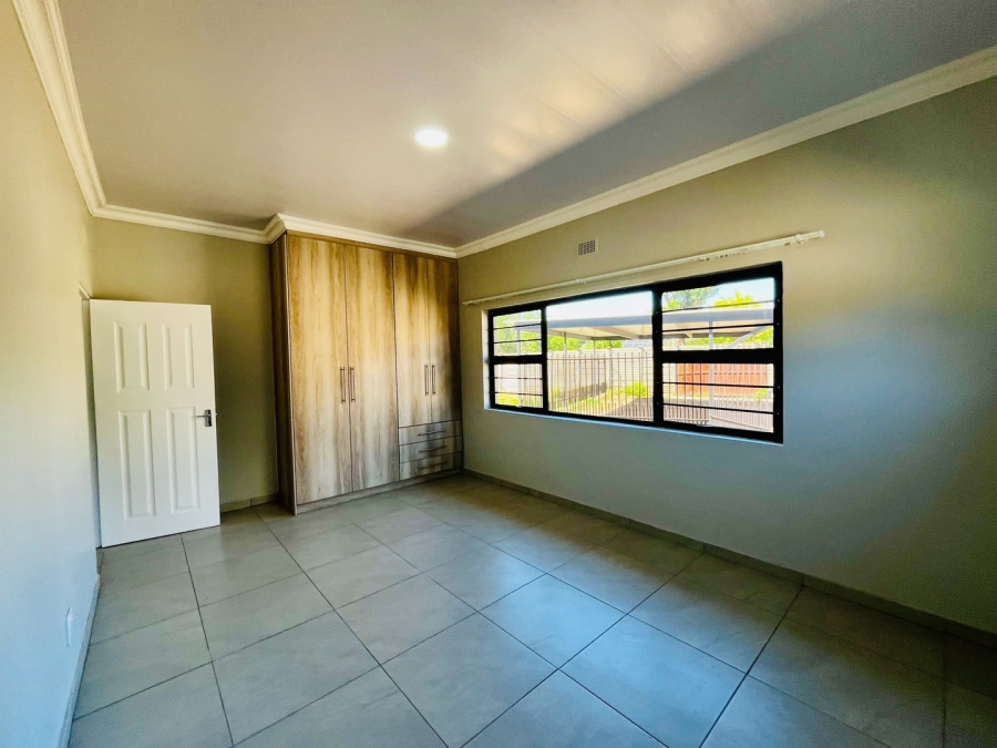 To Let 4 Bedroom Property for Rent in Bayswater Free State